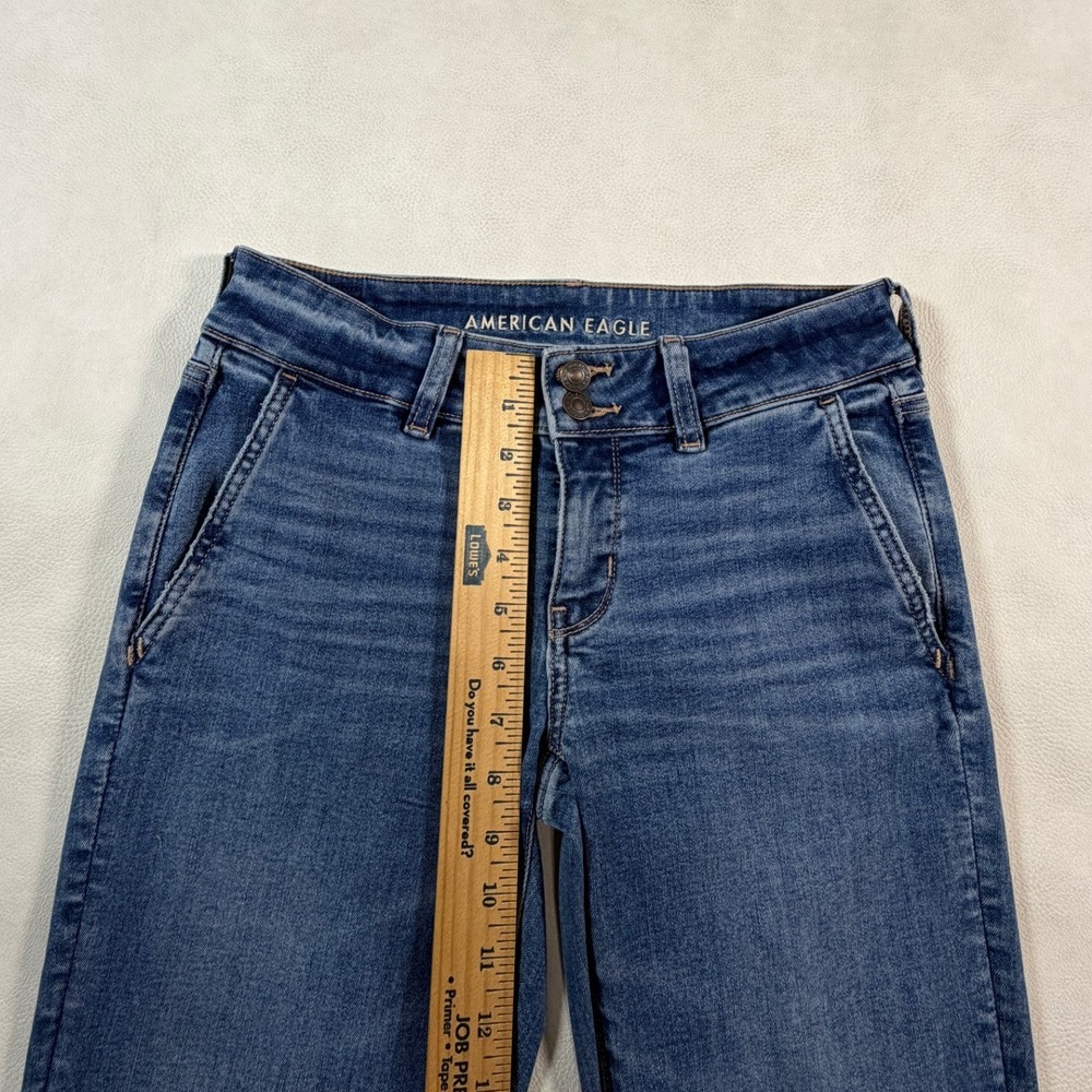 American Eagle Size 6 Super Low Rise Flare Jeans Medium Wash Next Level Stretch - Picture 8 of 11